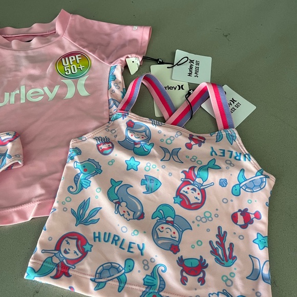 | NWT | Hurley 3-piece bathing suit set size 2T with toddler size 5 sandals - Picture 8 of 8